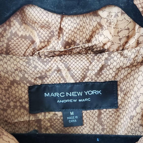 NWT Marc Fisher Caramel Python Puffer Size Medium - Picture 2 of 7